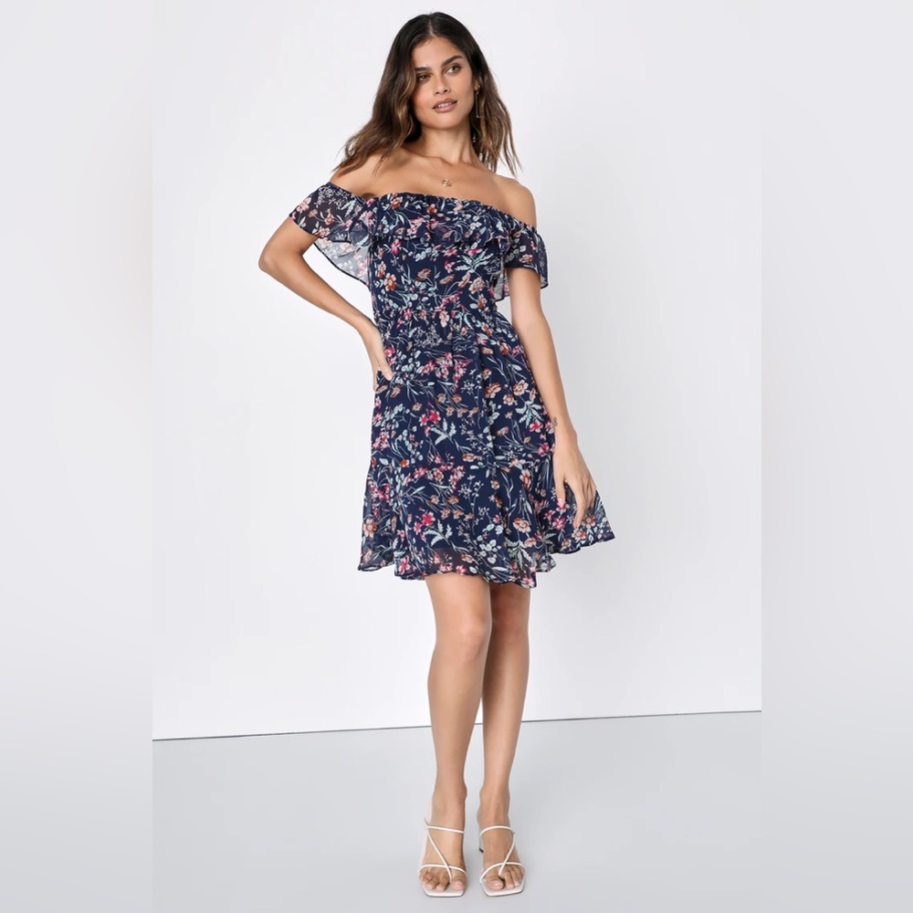 NWT LULUS OFF THE SHOULDER DRESS